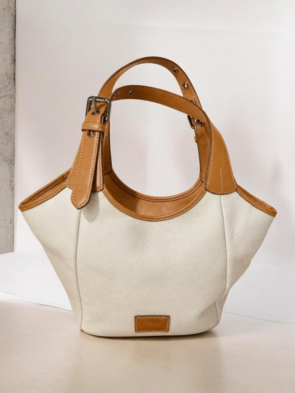 Dooney & Bourke Patterson Penelope Pebble Leather Shoulder Bag Cream & Tan-Good